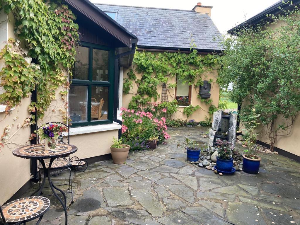 Grove House Country Rooms Shanballymore Exterior foto